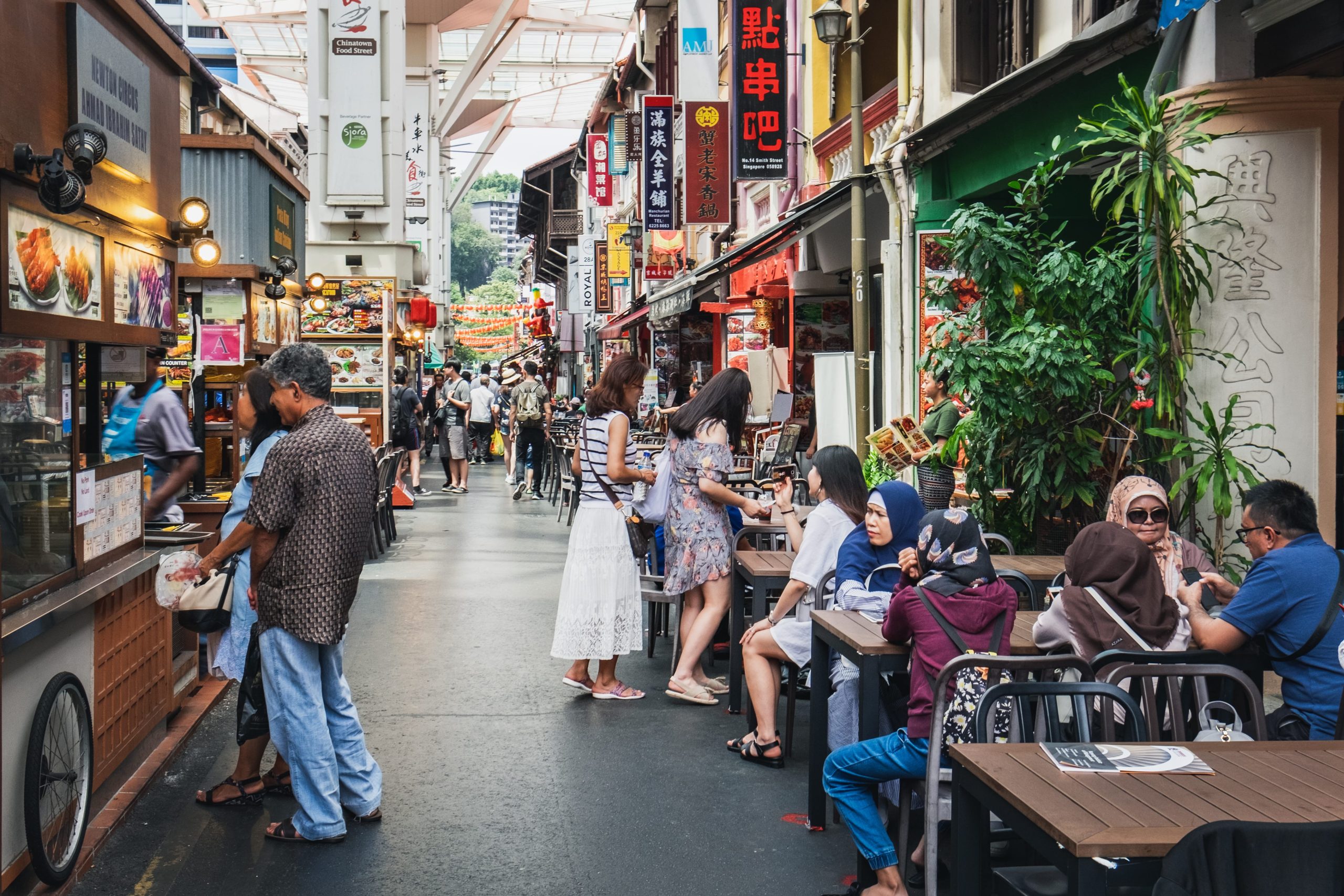 Walking Food Tour Singapore: A Guide to the Best Local Food Experiences